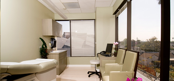 舒适宽敞的检测室